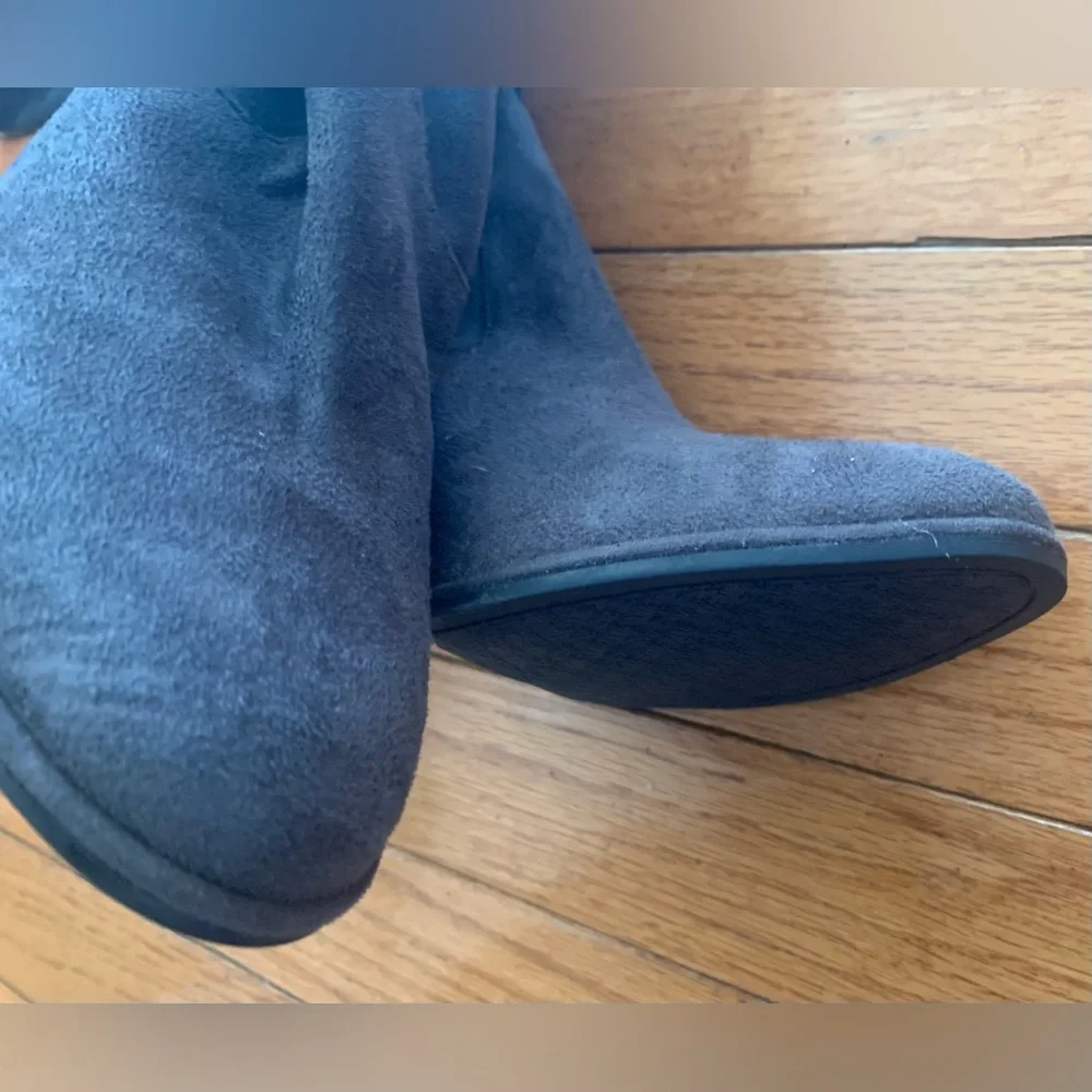 Marc Fisher Over Knee Suede boots 8 NWOT